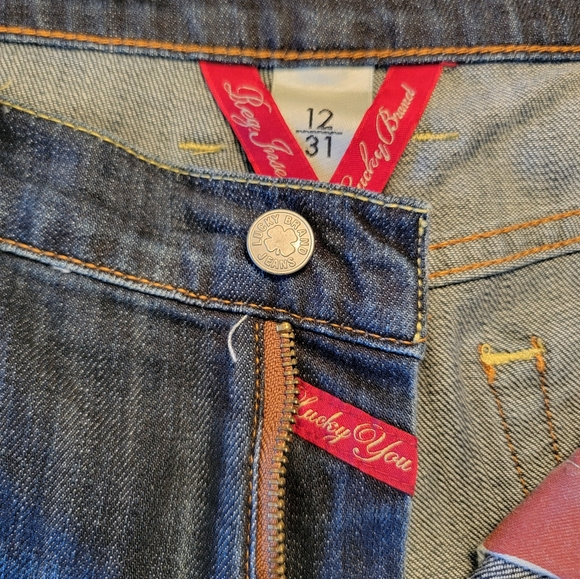 Lucky Brand Women's Sweet N' Low Medium Wash Mid-Rise Boot-Cut Jeans - Size 12 - Picture 6 of 7